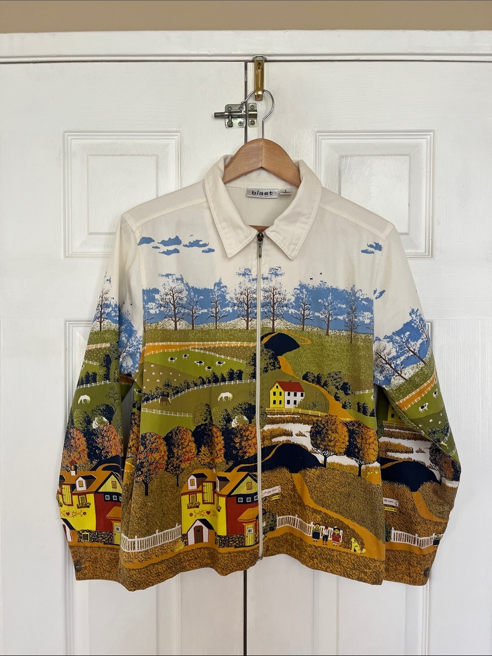 vintage zip-up jacket wrap-around landscape folk art 100% cotton
